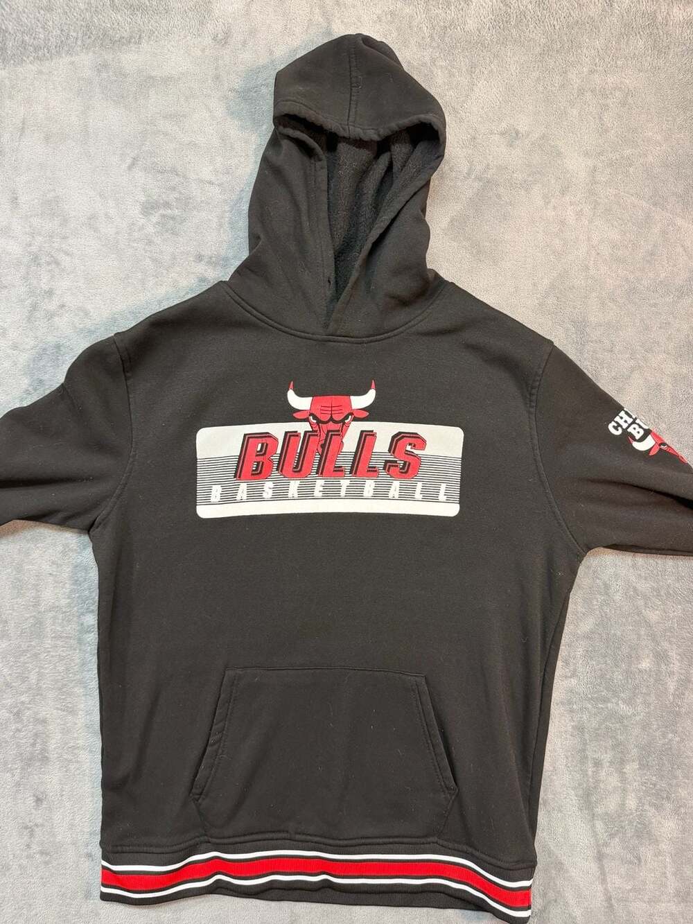 NBA Chicago Bulls Black Pullover Hoodie with Red and White Striped Hem and Cuffs